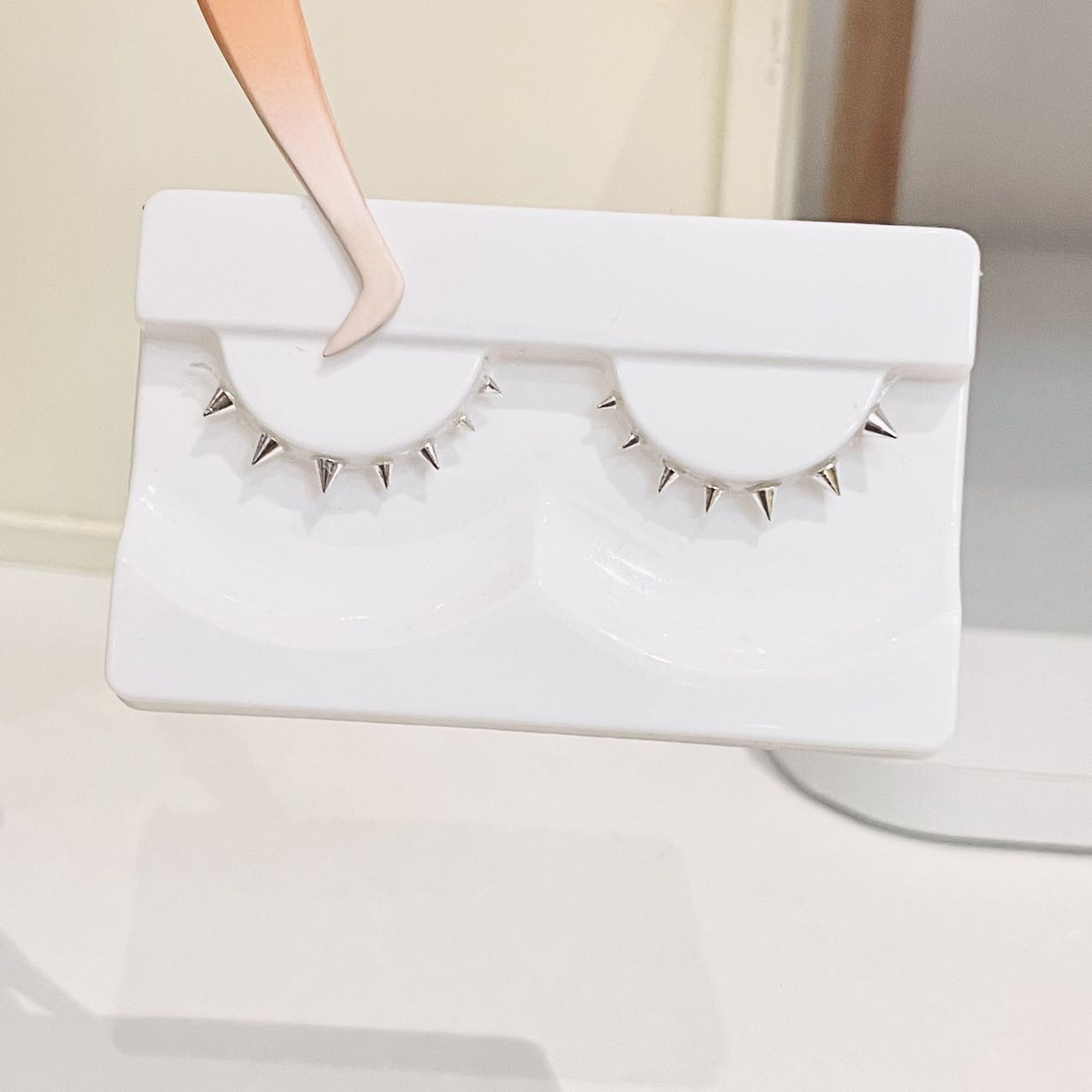 ขนตาปลอมแบบเต็มแถบ Doudoutian  - Eyelash Extension Natural บทวิจารณ์และราคา